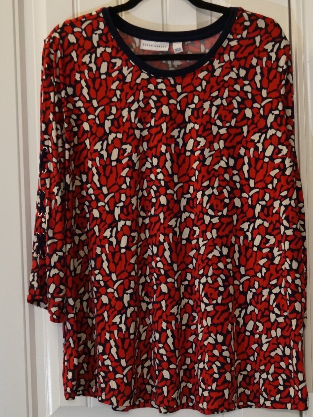 Susan Graver Printed Liquid Knit Top with Lacing Pre-owned Size XL